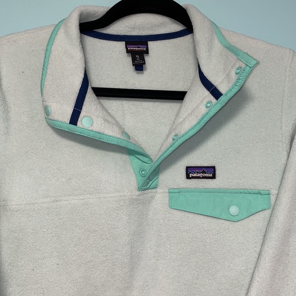 Girls Patagonia Top size XL/14 Mint Green - Picture 2 of 6